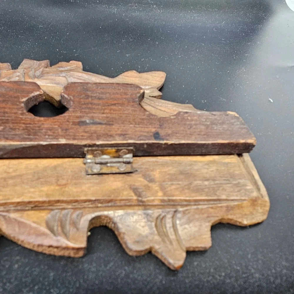 Rare Antique German Black Forest Carved Wood foldable‎ Pipe Rack Wall Mount